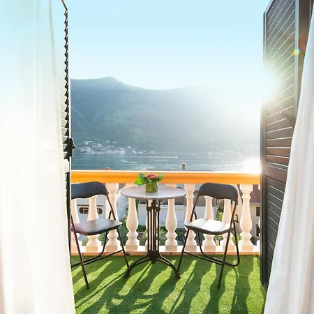 Apartment Ena With Amazing Sea View Kotor Extérieur photo